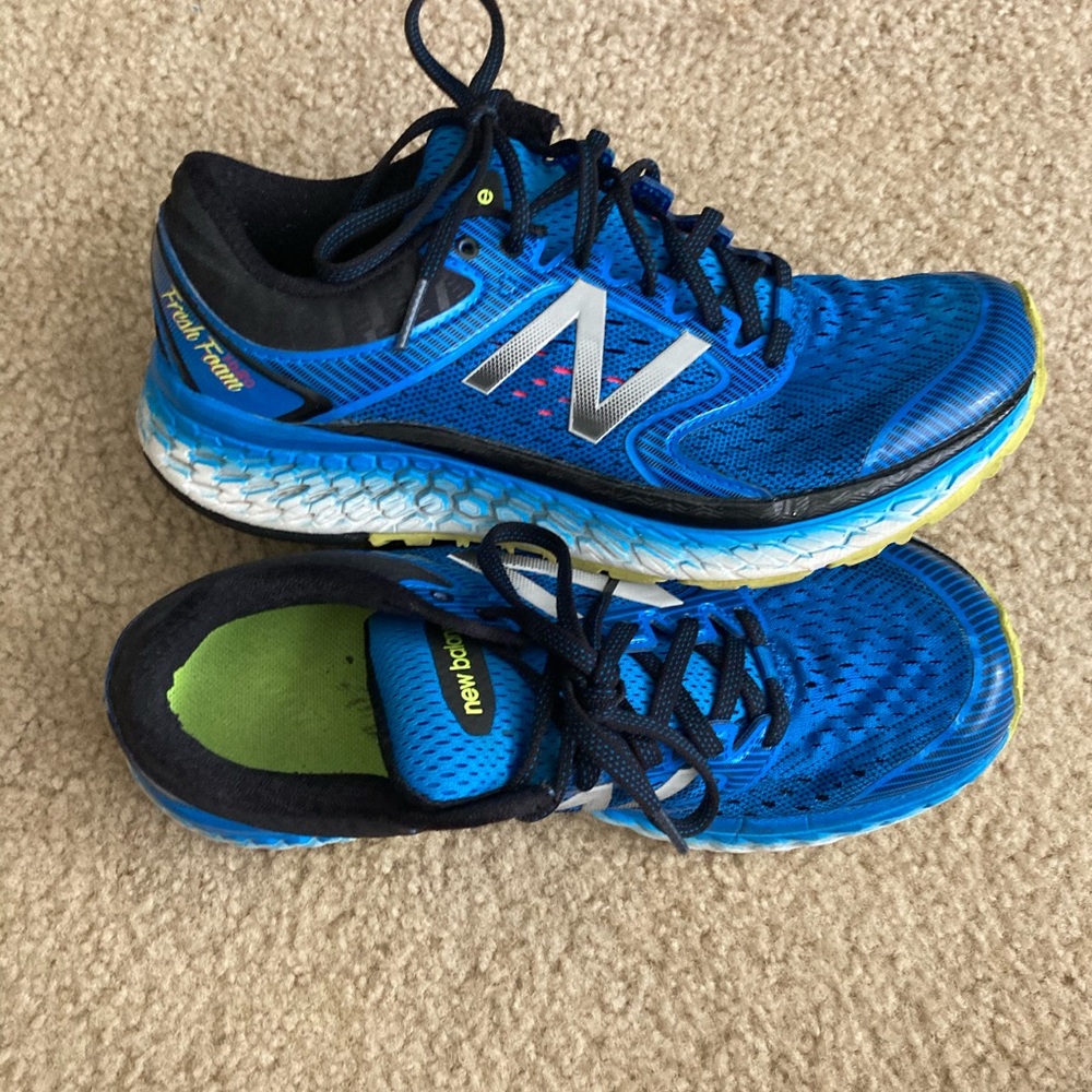 Men’s New Balance Fresh Foam 1080v7  size 7 2E
